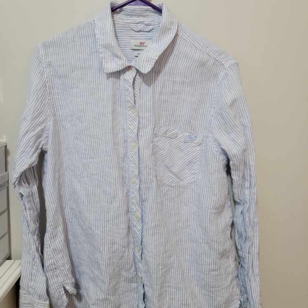 Vineyard Vine Button Down Shirt